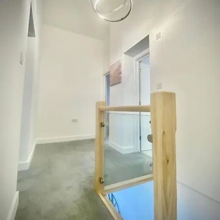 Seaview Luxury 2*