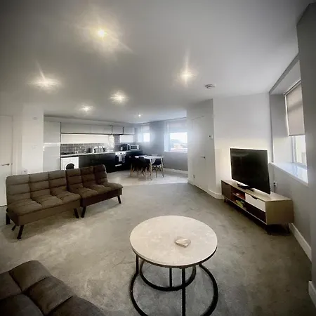 Seaview Luxury レッドカー